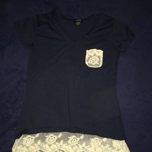 Blue T-shirt with lace